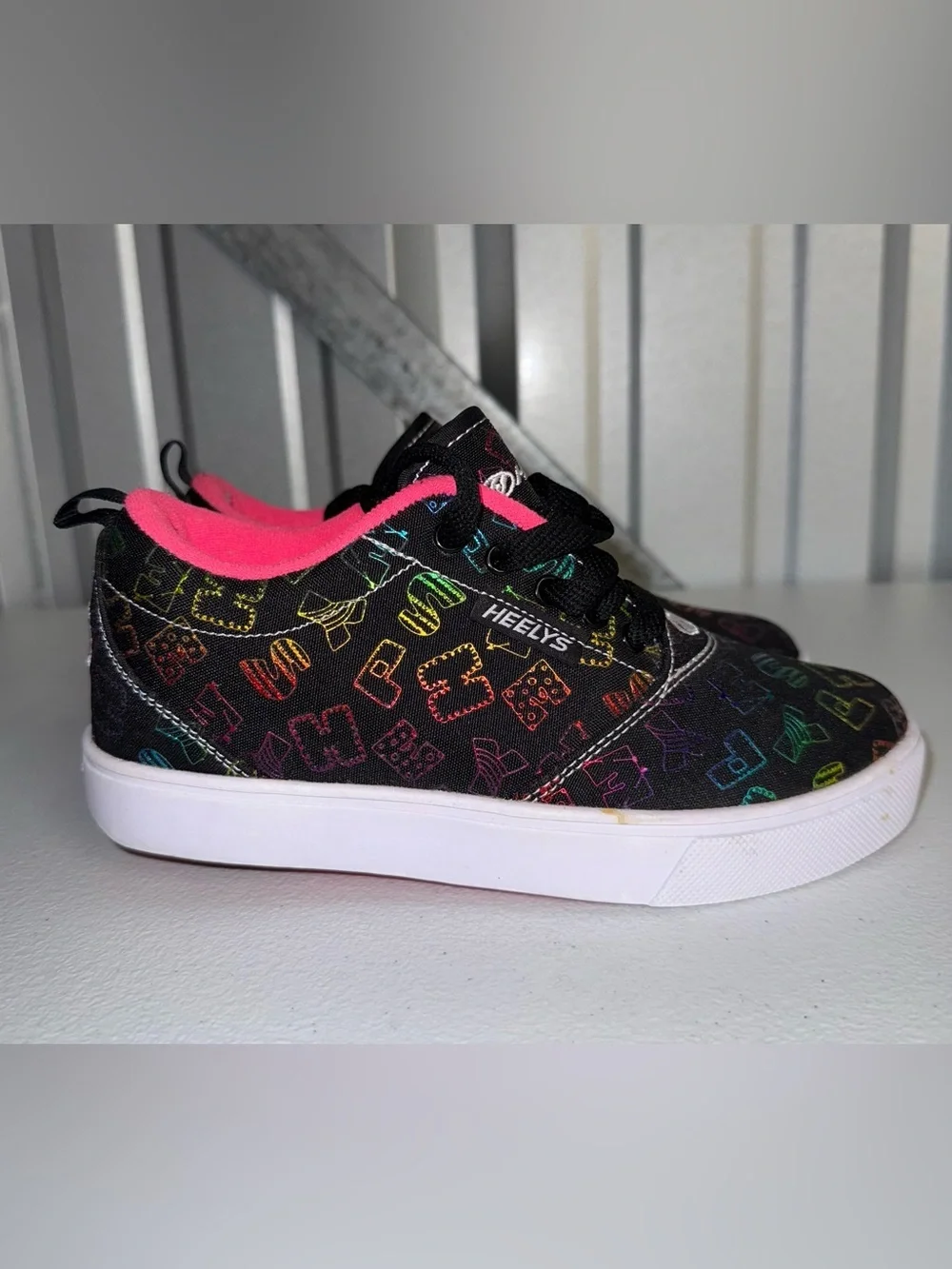 HEELYS Big Girls Pro 20 Doodle Print Wheeled Skate Casual Sneakers Size 4 YTH